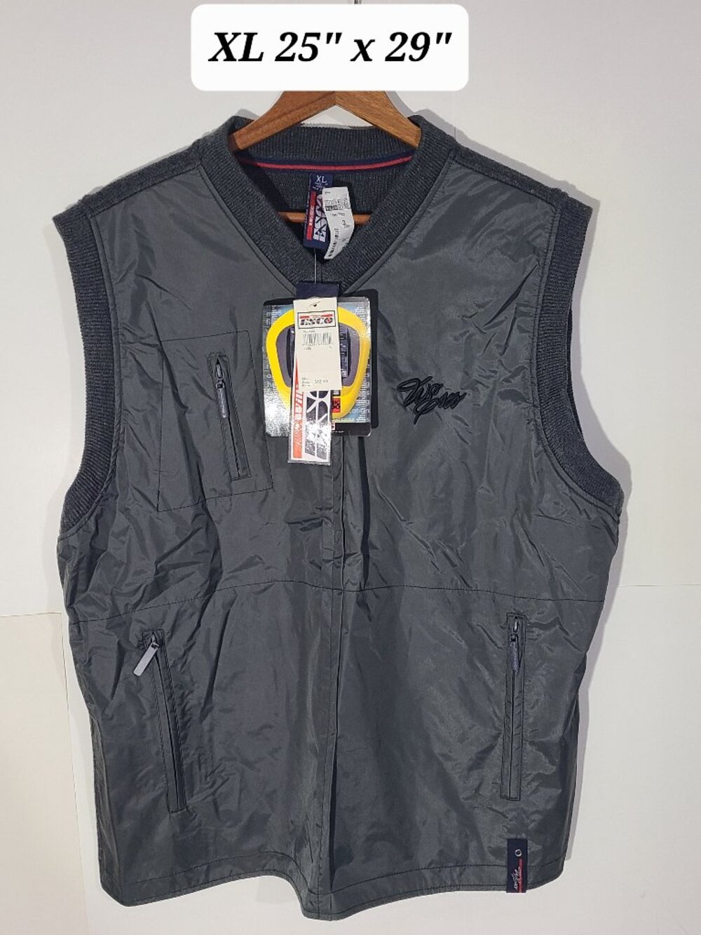 Vintage Willie Esco Apparel Men's Gray XL V-Neck Sweater Vest NWT NOS